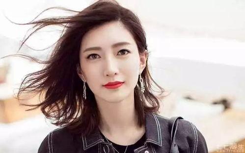 近期热门吃瓜女博主,揭秘近期热门吃瓜女博主背后的故事