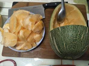 抖音热门哈密瓜文案,哈密瓜美食诱惑，尽在这一夏
