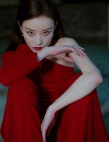 明星网红美女照片,网红美女的时尚风采瞬间