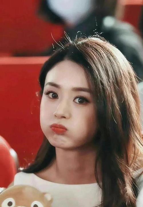 娱乐圈吃瓜的小姐姐,揭秘吃瓜小姐姐的瓜界传奇