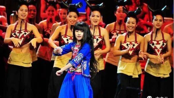 明星网红最多的春晚,明星网红齐聚，星光熠熠闪耀舞台