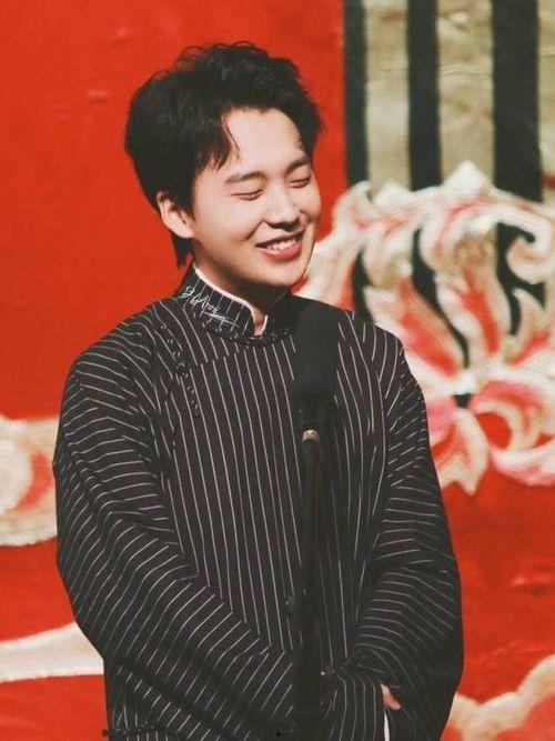 娱乐圈吃瓜爆料郭麒麟,揭秘明星背后的故事