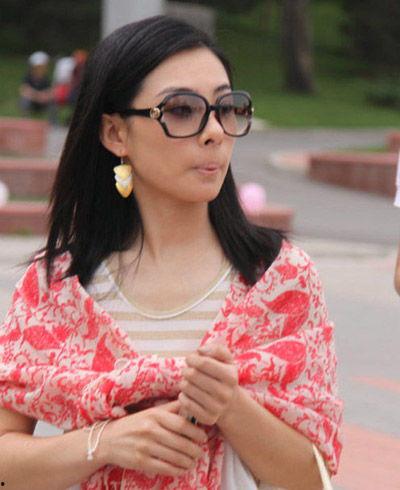 明星网红现身婚礼视频,星光熠熠见证爱情盛典