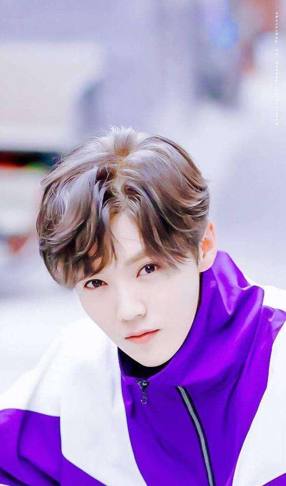 明星网红看鹿晗,明星网红的时尚风向标