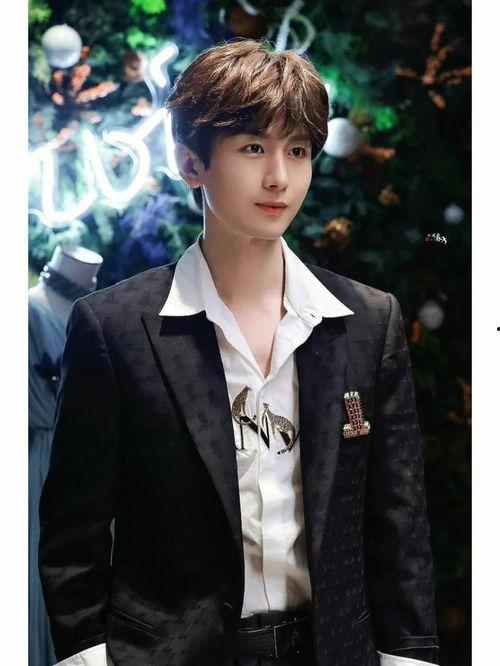 成毅爆料吃瓜事件真相,真相背后的惊人内幕