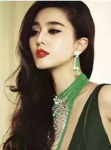 明星网红翡翠是谁,揭秘明星网红翡翠的璀璨魅力