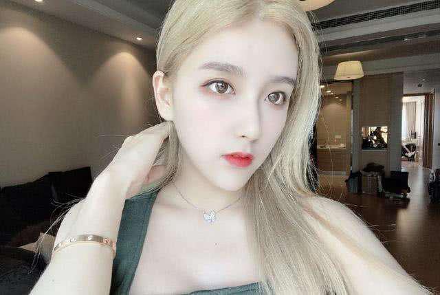 上海cj找明星网红,明星网红齐聚，闪耀电竞狂欢夜